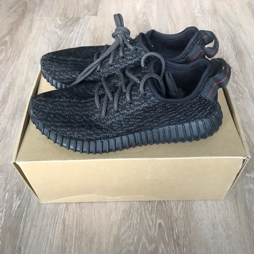 Adidas yeezy 350 pirate black